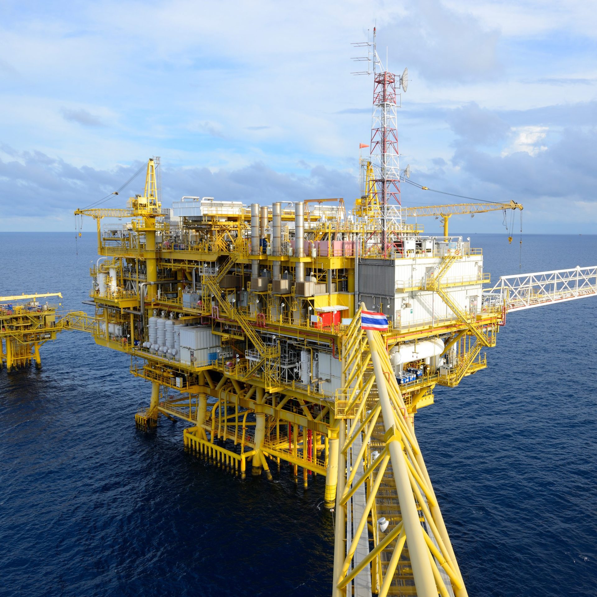 The,Offshore,Oil,Rig,In,The,Gulf,Of,Thailand.